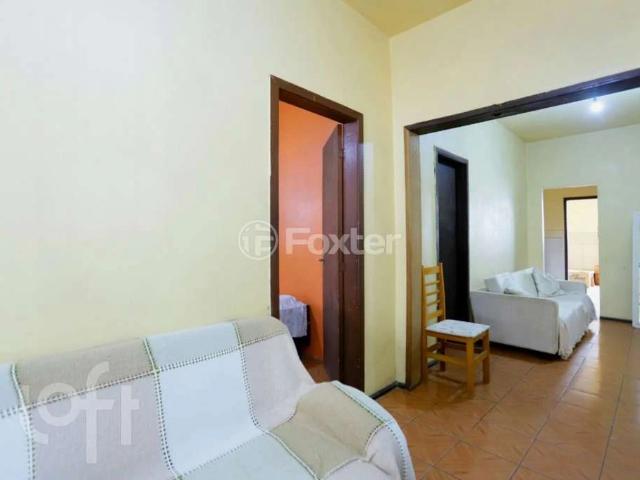 Casa / Sobrado para Venda em Porto Alegre/RS Passo da Areia 6 Quartos
