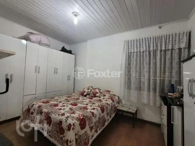 Casa / Sobrado para Venda em Porto Alegre/RS Passo da Areia 6 Quartos