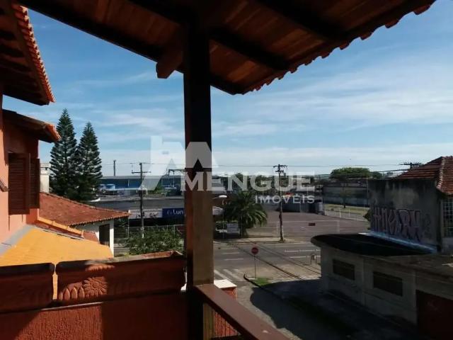 Casa / Sobrado para Venda em Porto Alegre/RS Passo da Areia 7 Quartos