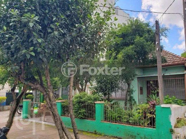 Casa / Sobrado para Venda em Porto Alegre/RS Passo da Areia 2 Quartos