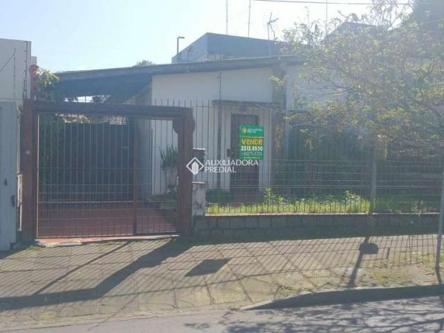 Casa / Sobrado para Venda em Porto Alegre/RS Passo da Areia