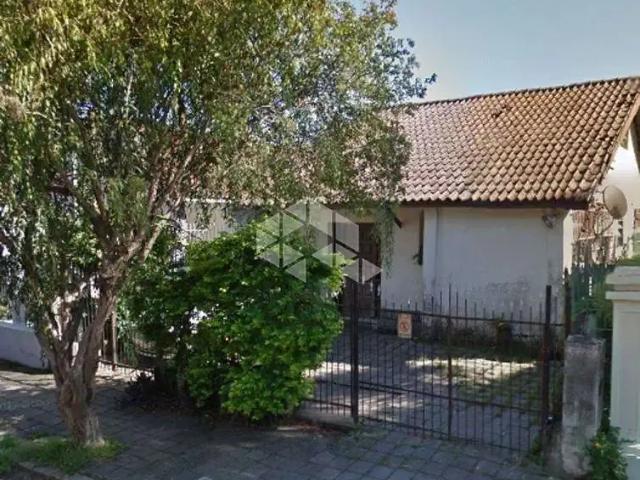 Casa / Sobrado para Venda em Porto Alegre/RS Passo da Areia 3 Quartos
