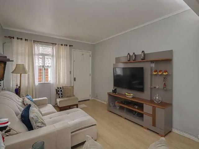 Casa / Sobrado para Venda em Porto Alegre/RS Passo da Areia 3 Quartos