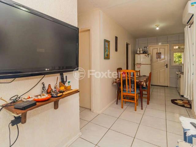 Casa / Sobrado para Venda em Porto Alegre/RS Passo da Areia 3 Quartos