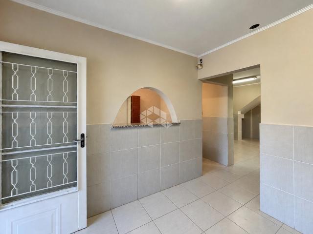Casa / Sobrado para Venda em Porto Alegre/RS Passo da Areia 3 Quartos