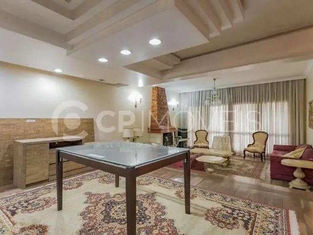 Casa / Sobrado para Venda em Porto Alegre/RS Passo da Areia 3 Quartos