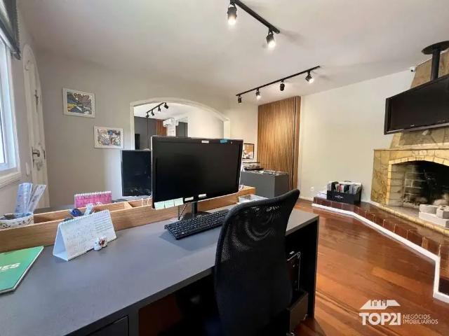 Casa / Sobrado para Venda em Porto Alegre/RS Passo da Areia 3 Quartos