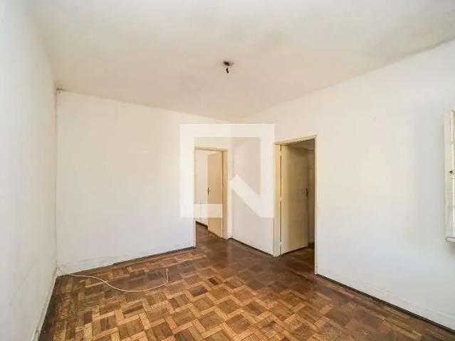 Casa / Sobrado para Venda em Porto Alegre/RS Passo da Areia 3 Quartos