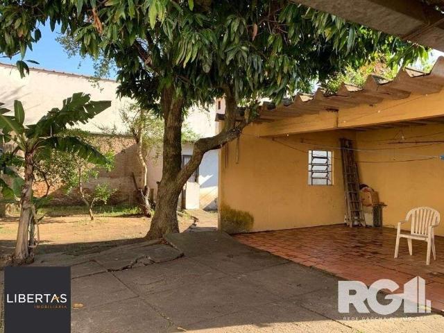 Casa / Sobrado para Venda em Porto Alegre/RS Passo da Areia 3 Quartos
