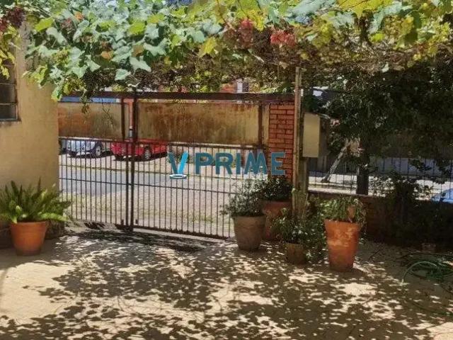 Casa / Sobrado para Venda em Porto Alegre/RS Passo da Areia 3 Quartos