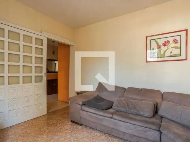 Casa / Sobrado para Venda em Porto Alegre/RS Passo da Areia 3 Quartos