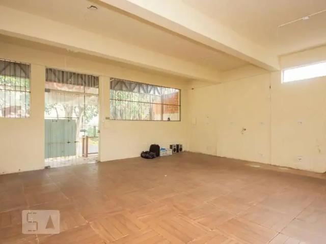 Casa / Sobrado para Venda em Porto Alegre/RS Passo da Areia 3 Quartos