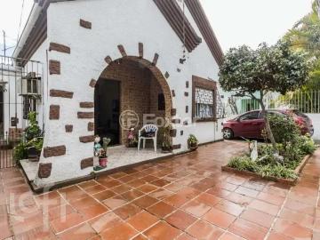 Casa / Sobrado para Venda em Porto Alegre/RS Passo da Areia 3 Quartos