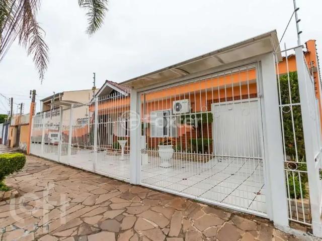 Casa / Sobrado para Venda em Porto Alegre/RS Passo das Pedras 3 Quartos