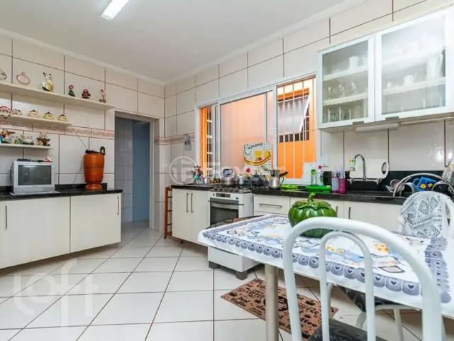 Casa / Sobrado para Venda em Porto Alegre/RS Passo das Pedras 3 Quartos