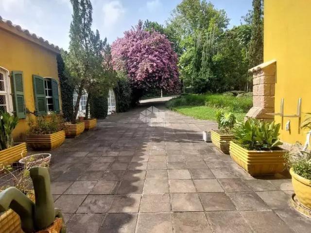 Casa / Sobrado para Venda em Porto Alegre/RS Pedra Redonda 3 Quartos