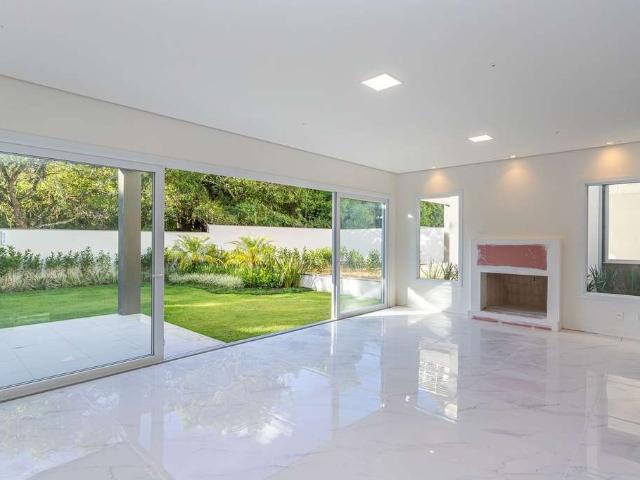Casa / Sobrado para Venda em Porto Alegre/RS Pedra Redonda 3 Quartos