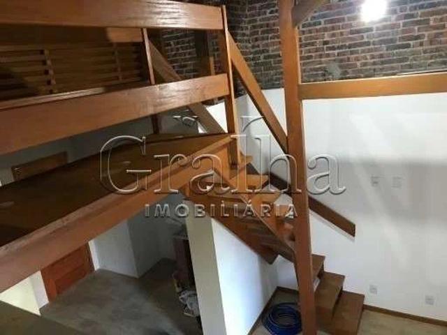 Casa / Sobrado para Venda em Porto Alegre/RS Petrópolis 2 Quartos