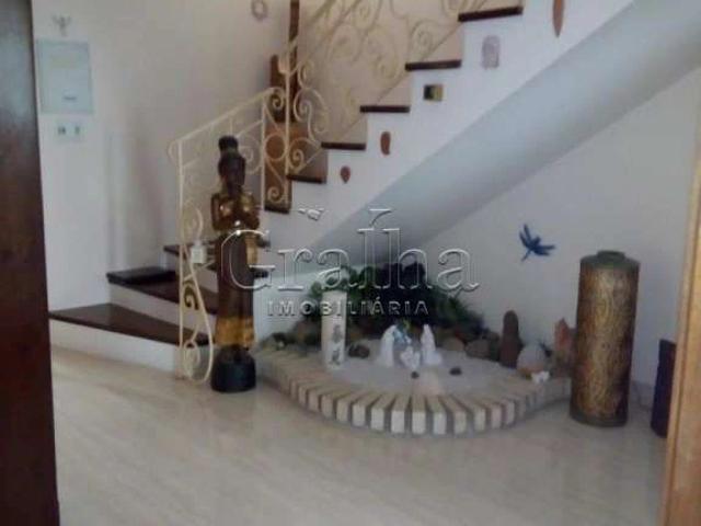 Casa / Sobrado para Venda em Porto Alegre/RS Petrópolis 3 Quartos
