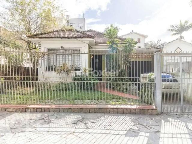 Casa / Sobrado para Venda em Porto Alegre/RS Petrópolis 3 Quartos