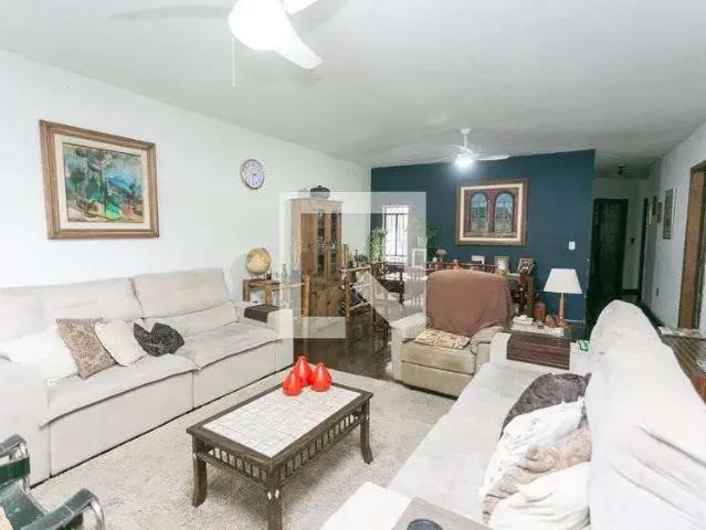 Casa / Sobrado para Venda em Porto Alegre/RS Petrópolis 3 Quartos