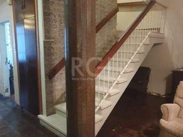 Casa / Sobrado para Venda em Porto Alegre/RS Petrópolis 3 Quartos