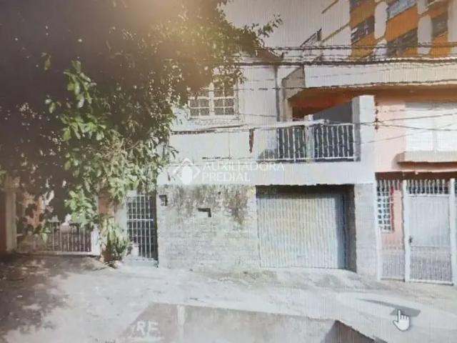 Casa / Sobrado para Venda em Porto Alegre/RS Petrópolis 3 Quartos