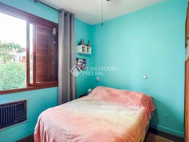 Casa / Sobrado para Venda em Porto Alegre/RS Petrópolis 4 Quartos