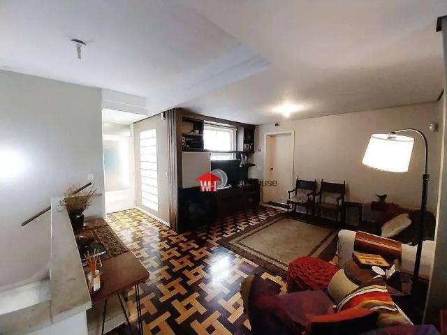 Casa / Sobrado para Venda em Porto Alegre/RS Petrópolis 5 Quartos