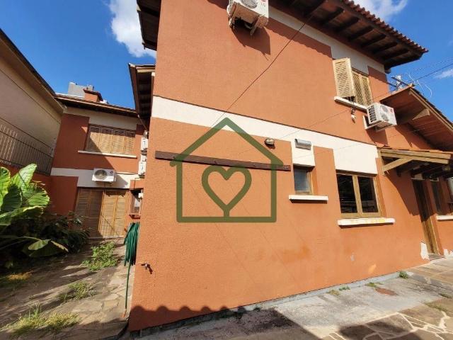 Casa / Sobrado para Venda em Porto Alegre/RS Petrópolis 5 Quartos