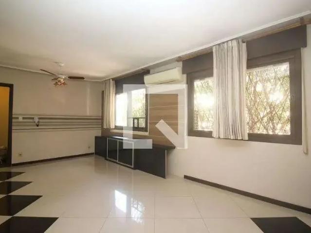 Casa / Sobrado para Venda em Porto Alegre/RS Petrópolis 5 Quartos