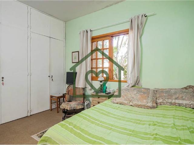 Casa / Sobrado para Venda em Porto Alegre/RS Petrópolis 5 Quartos