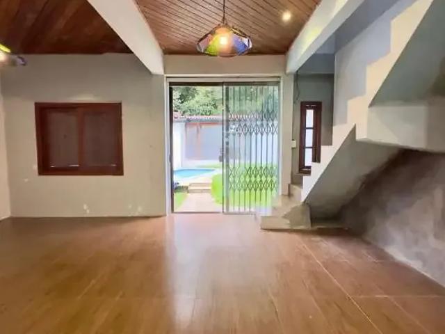 Casa / Sobrado para Venda em Porto Alegre/RS Ponta Grossa 2 Quartos