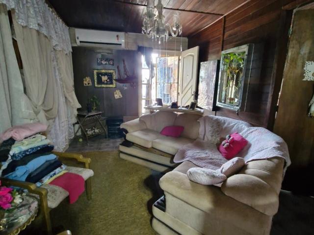 Casa / Sobrado para Venda em Porto Alegre/RS Ponta Grossa 2 Quartos