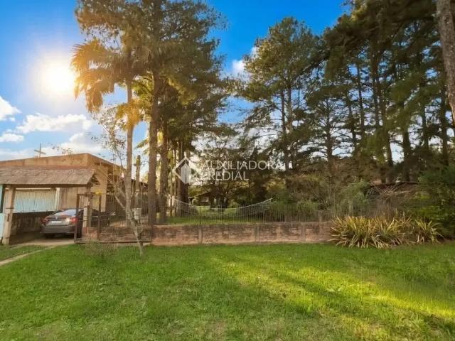 Casa / Sobrado para Venda em Porto Alegre/RS Ponta Grossa 4 Quartos