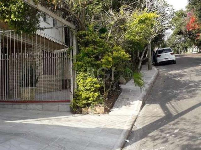 Casa / Sobrado para Venda em Porto Alegre/RS Ponta Grossa 4 Quartos