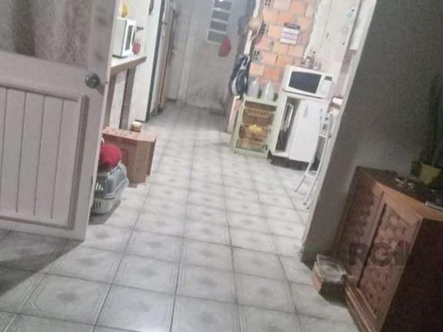 Casa / Sobrado para Venda em Porto Alegre/RS Restinga 2 Quartos