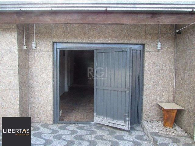 Casa / Sobrado para Venda em Porto Alegre/RS Restinga 3 Quartos