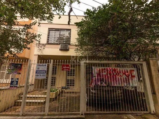 Casa / Sobrado para Venda em Porto Alegre/RS Rio Branco 1 Quartos