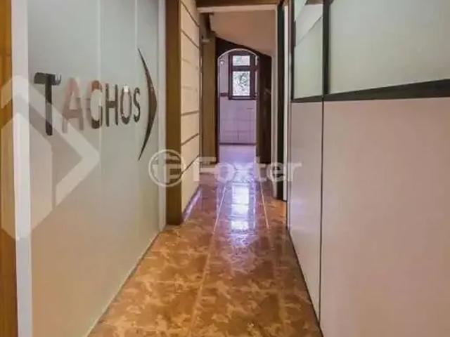 Casa / Sobrado para Venda em Porto Alegre/RS Rio Branco 1 Quartos