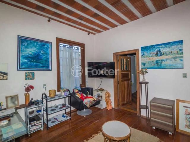 Casa / Sobrado para Venda em Porto Alegre/RS Rio Branco 2 Quartos