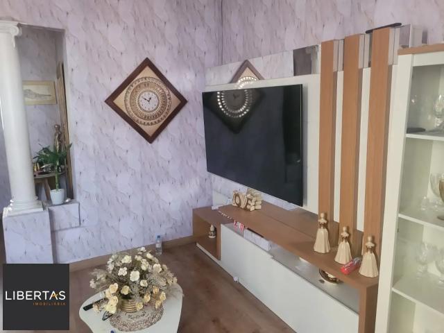 Casa / Sobrado para Venda em Porto Alegre/RS Rio Branco 2 Quartos