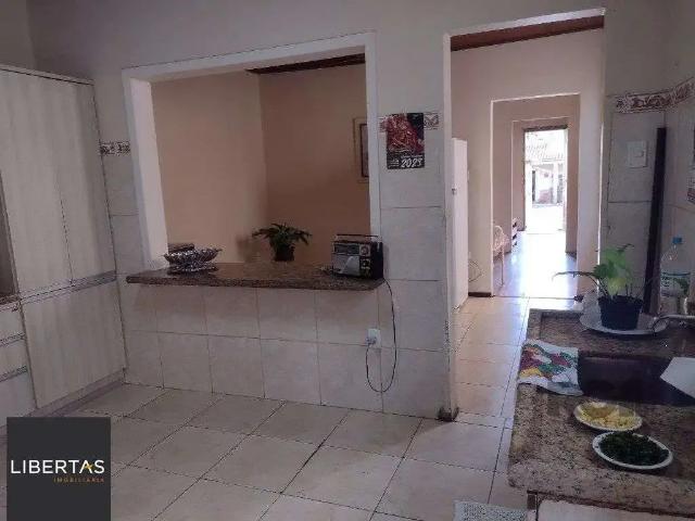 Casa / Sobrado para Venda em Porto Alegre/RS Rio Branco 3 Quartos