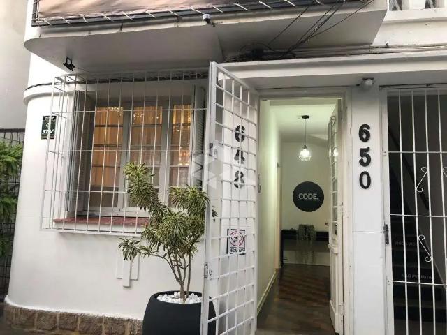 Casa / Sobrado para Venda em Porto Alegre/RS Rio Branco 3 Quartos