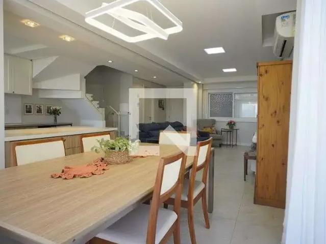 Casa / Sobrado para Venda em Porto Alegre/RS Rio Branco 3 Quartos