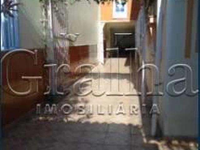 Casa / Sobrado para Venda em Porto Alegre/RS Rio Branco 4 Quartos