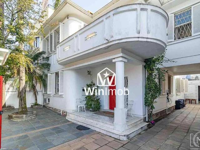 Casa / Sobrado para Venda em Porto Alegre/RS Rio Branco 5 Quartos