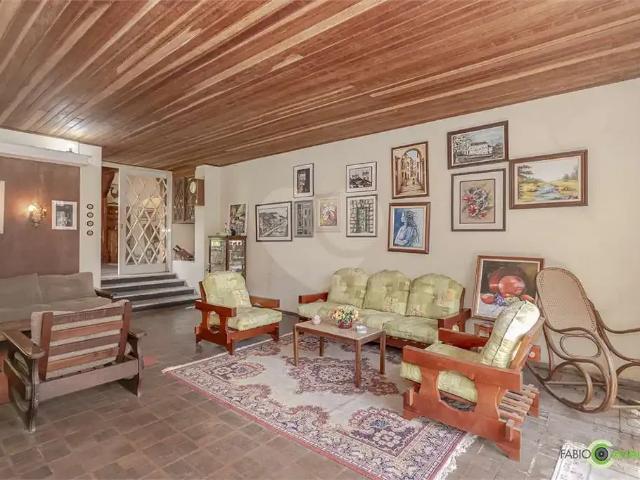Casa / Sobrado para Venda em Porto Alegre/RS Rio Branco 5 Quartos