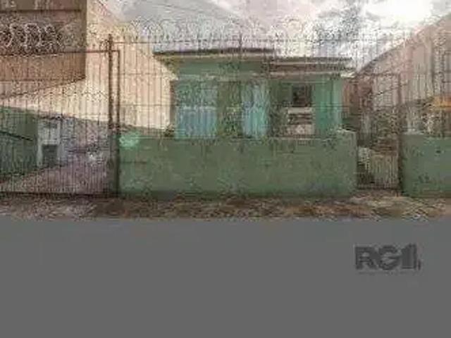 Casa / Sobrado para Venda em Porto Alegre/RS Rubem Berta 4 Quartos