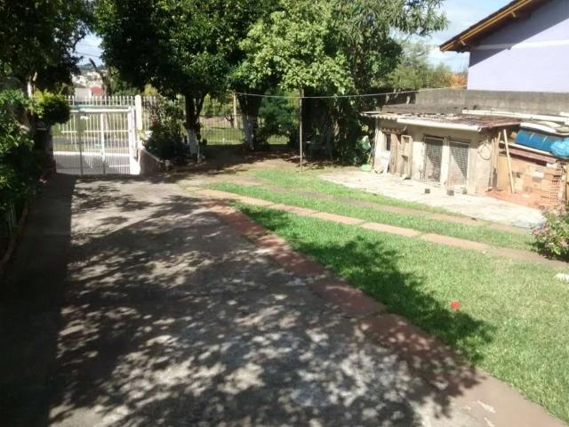 Casa / Sobrado para Venda em Porto Alegre/RS Rubem Berta 3 Quartos